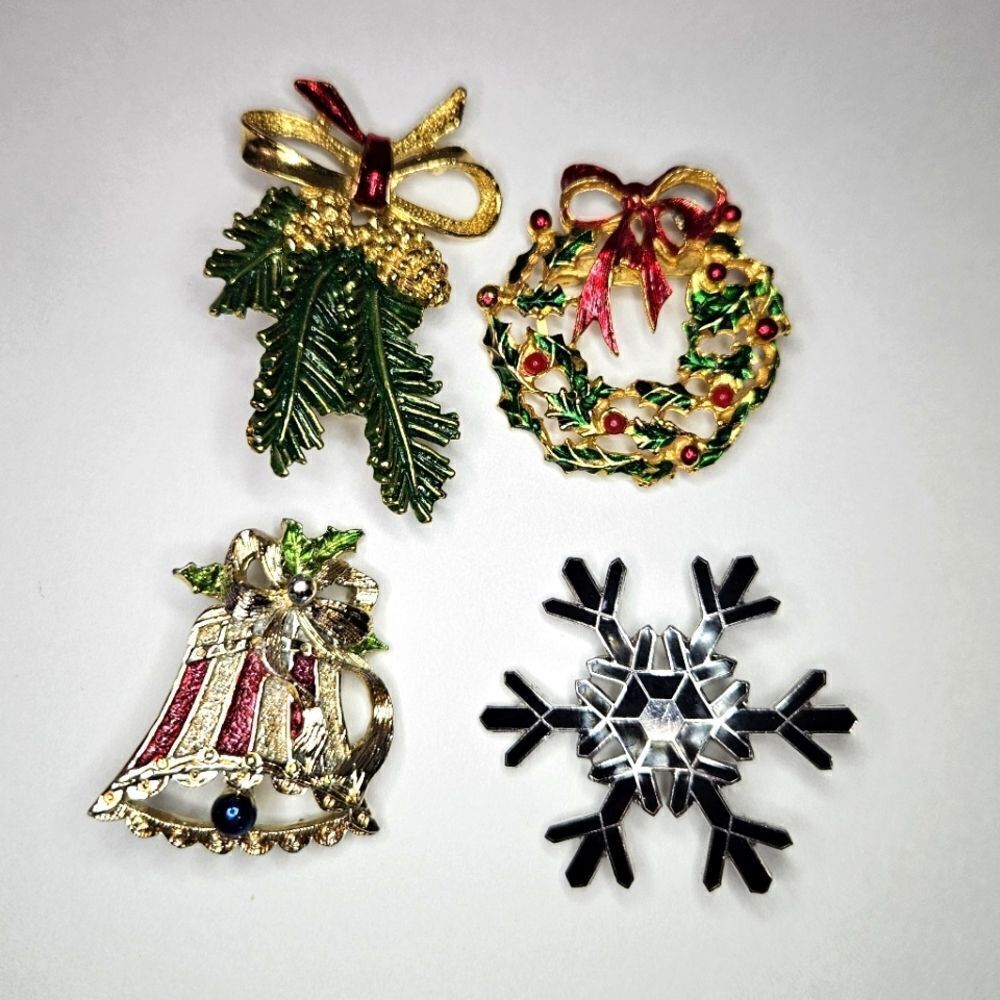 Set of 4 Signed Vintage Enameled Holiday Christmas Brooch Pin Gerrys Steven Marc